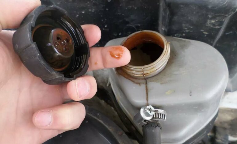 Causes et solutions d’un liquide de refroidissement qui devient noir